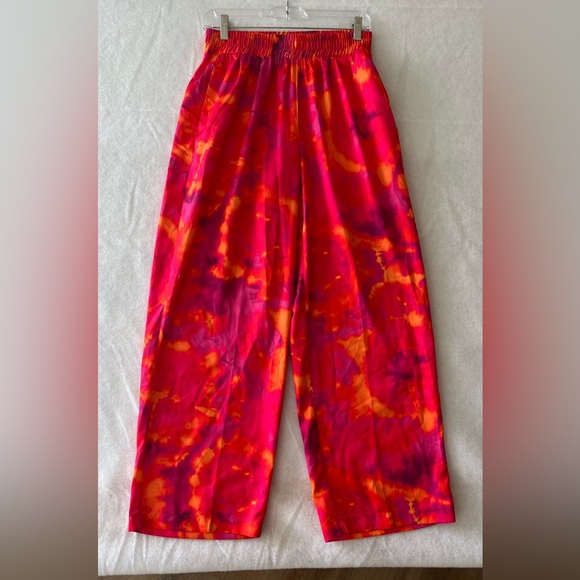 New York & Company Pants - New York & Company Women’s Red and Orange colorful Wide leg Pants Medium